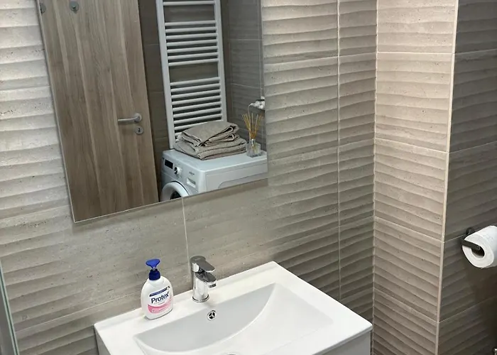 Magurele Luxury Apartman *